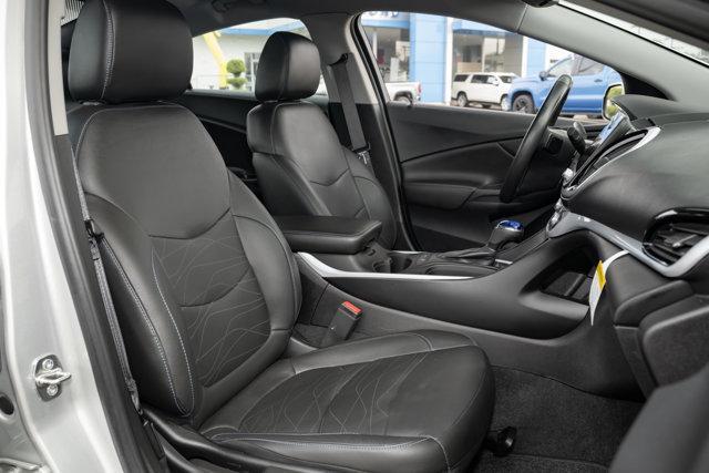Photo of 2019 Silver Ice Metallic Chevrolet Volt