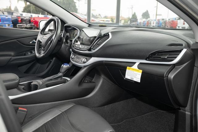 Photo of 2019 Silver Ice Metallic Chevrolet Volt