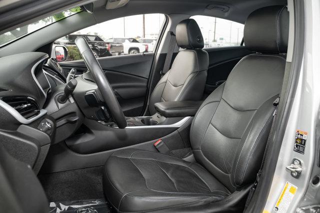 Photo of 2019 Silver Ice Metallic Chevrolet Volt