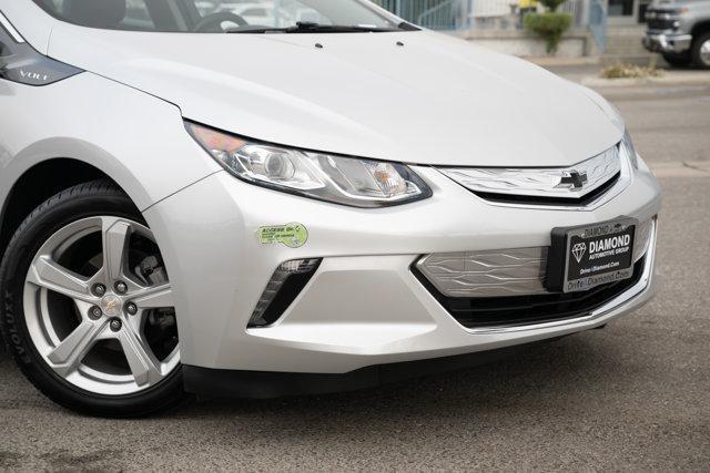 Photo of 2019 Silver Ice Metallic Chevrolet Volt