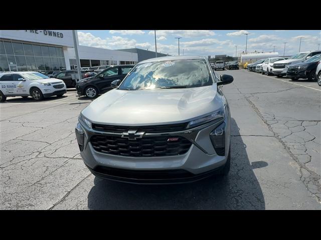 Photo of 2024 Sterling Gray Metallic Chevrolet Trax