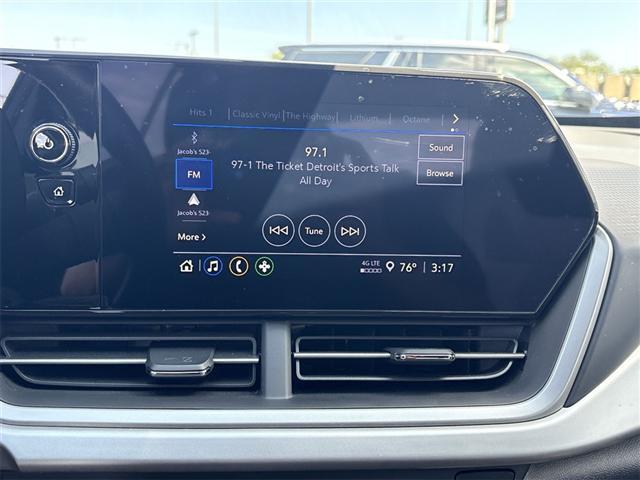 Photo of 2024 Sterling Gray Metallic Chevrolet Trax