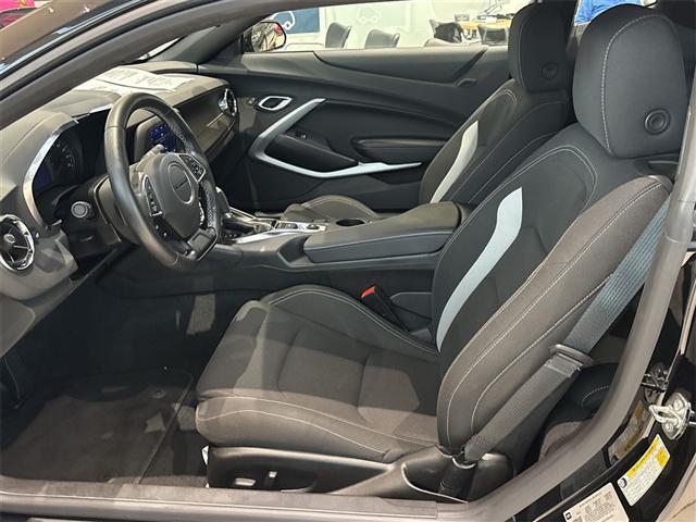 Photo of 2023 Black Chevrolet Camaro