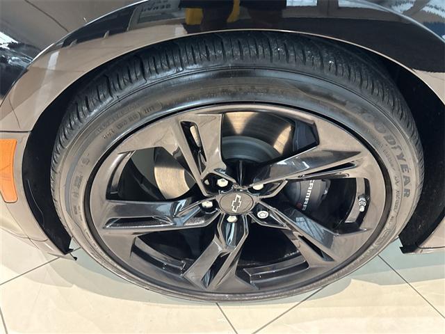 Photo of 2023 Black Chevrolet Camaro