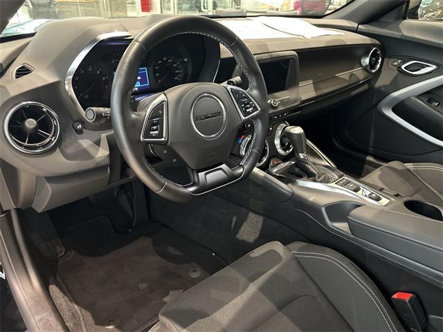 Photo of 2023 Black Chevrolet Camaro
