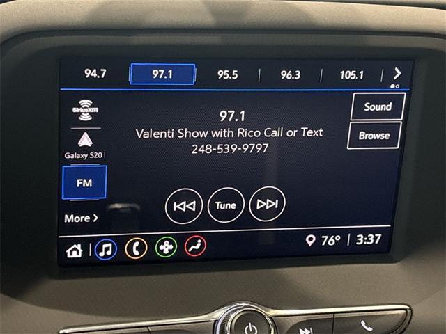 Photo of 2023 Black Chevrolet Camaro