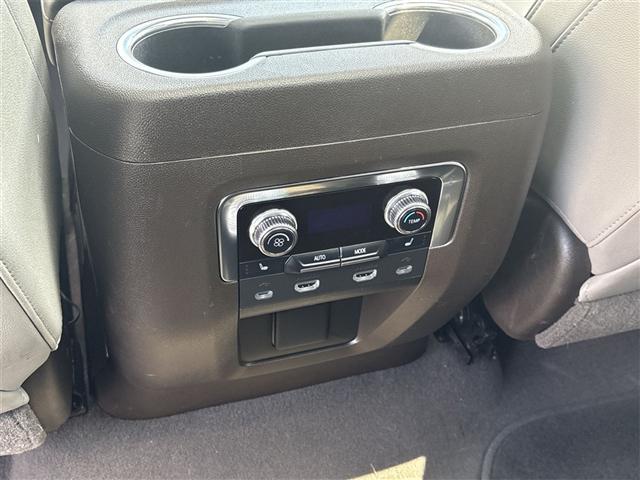 Photo of 2021 White Frost Tricoat GMC Yukon