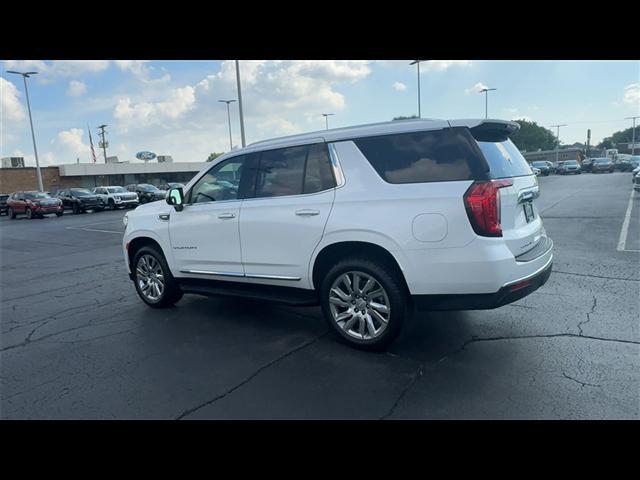 Photo of 2021 White Frost Tricoat GMC Yukon