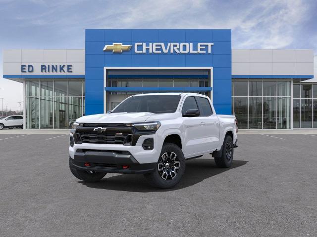 Photo of 2025 Summit White Chevrolet Colorado
