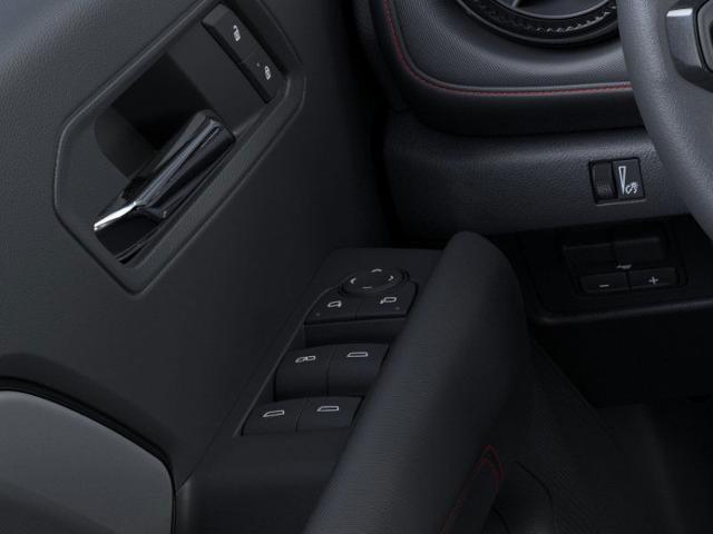Photo of 2025 Summit White Chevrolet Colorado