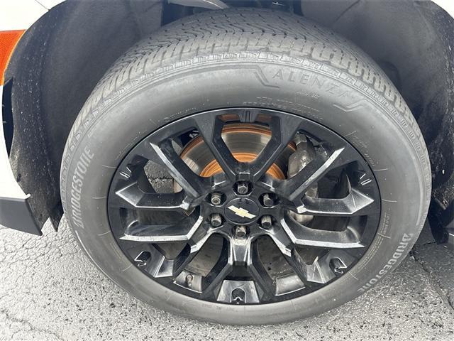 Photo of 2023 Iridescent Pearl Tricoat Chevrolet Tahoe