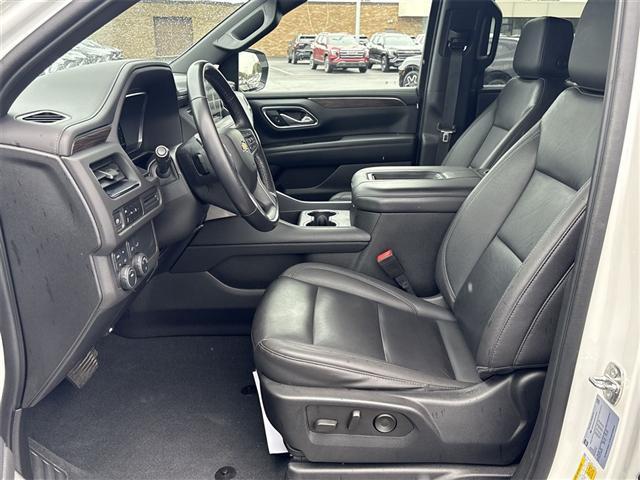 Photo of 2023 Iridescent Pearl Tricoat Chevrolet Tahoe