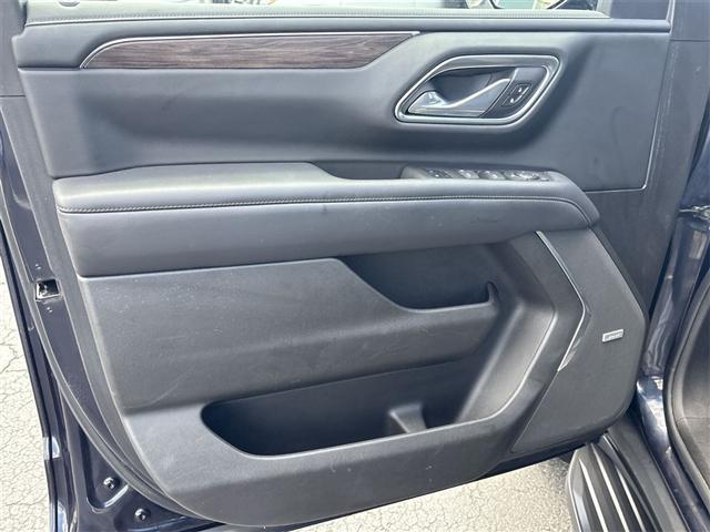 Photo of 2021 Midnight Blue Metallic Chevrolet Suburban
