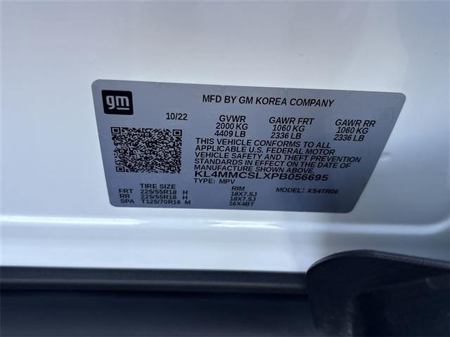 Photo of 2023 Summit White Buick Encore GX