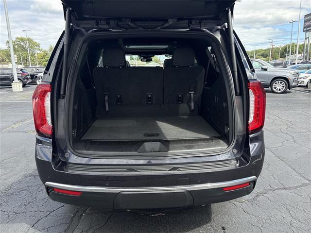 Photo of 2023 Titanium Rush Metallic GMC Yukon XL