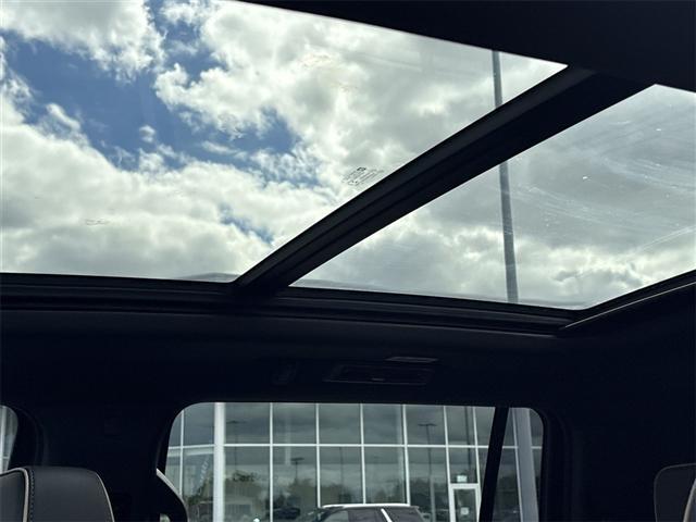 Photo of 2023 Titanium Rush Metallic GMC Yukon XL