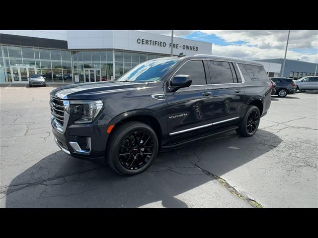 Photo of 2023 Titanium Rush Metallic GMC Yukon XL