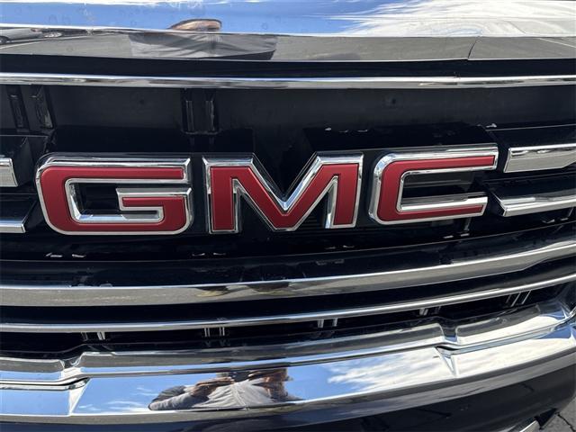 Photo of 2023 Titanium Rush Metallic GMC Yukon XL