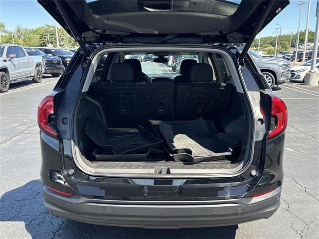 Photo of 2023 Ebony Twilight Metallic GMC Terrain