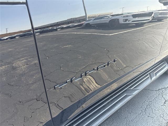 Photo of 2022 Onyx Black GMC Yukon