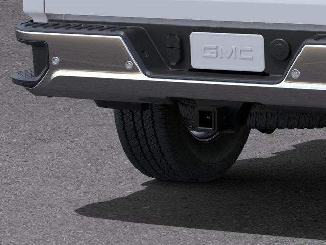 Photo of 2025 Summit White GMC Sierra 2500