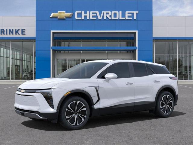 Photo of 2025 Summit White Chevrolet Blazer EV