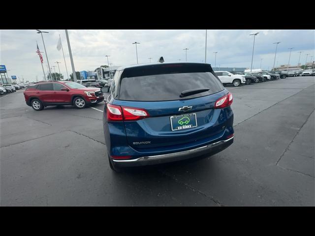 Photo of 2019 Pacific Blue Metallic Chevrolet Equinox