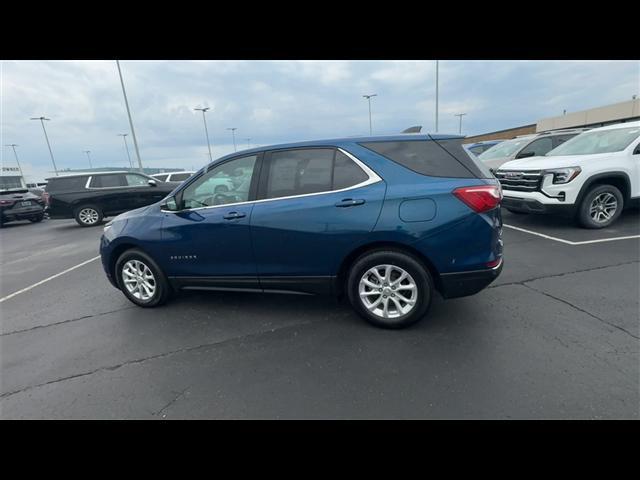 Photo of 2019 Pacific Blue Metallic Chevrolet Equinox