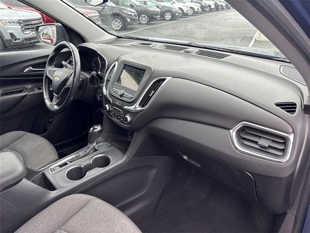 Photo of 2019 Pacific Blue Metallic Chevrolet Equinox