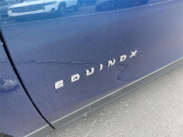 Photo of 2019 Pacific Blue Metallic Chevrolet Equinox