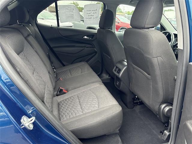 Photo of 2019 Pacific Blue Metallic Chevrolet Equinox