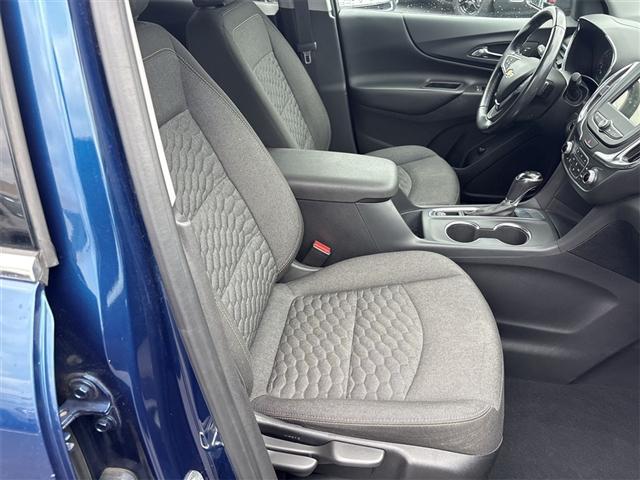 Photo of 2019 Pacific Blue Metallic Chevrolet Equinox