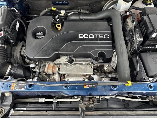 Photo of 2019 Pacific Blue Metallic Chevrolet Equinox