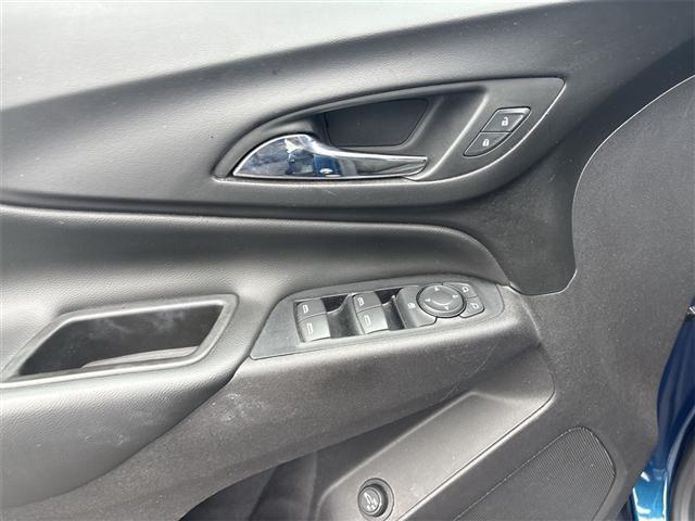 Photo of 2019 Pacific Blue Metallic Chevrolet Equinox