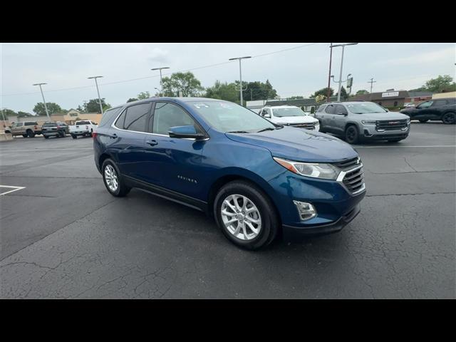 Photo of 2019 Pacific Blue Metallic Chevrolet Equinox
