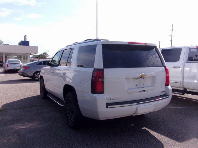 Photo of 2018 Summit White Chevrolet Tahoe