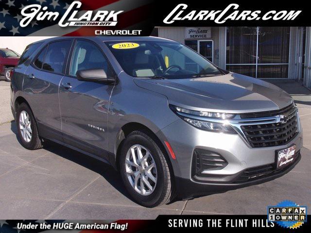 Photo of 2023 Sterling Gray Metallic Chevrolet Equinox