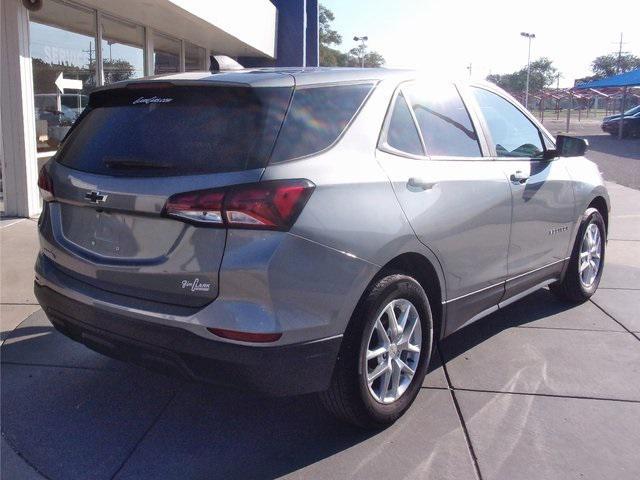Photo of 2023 Sterling Gray Metallic Chevrolet Equinox