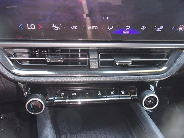 Photo of 2024 Black Chevrolet Equinox EV