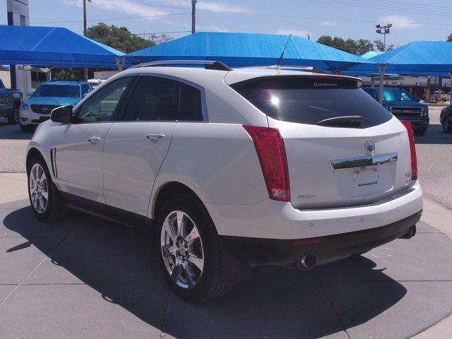 Photo of 2013 Platinum Ice Tricoat Cadillac SRX