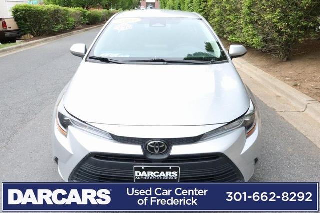 Photo of 2023 Classic Silver Toyota Corolla