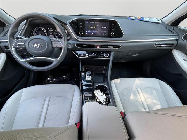 Photo of 2022 Phantom Black Hyundai SONATA