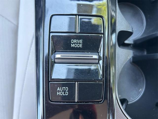 Photo of 2022 Phantom Black Hyundai SONATA