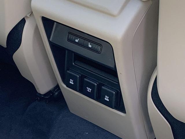Photo of 2019 Byron Blue Land Rover Discovery Sport