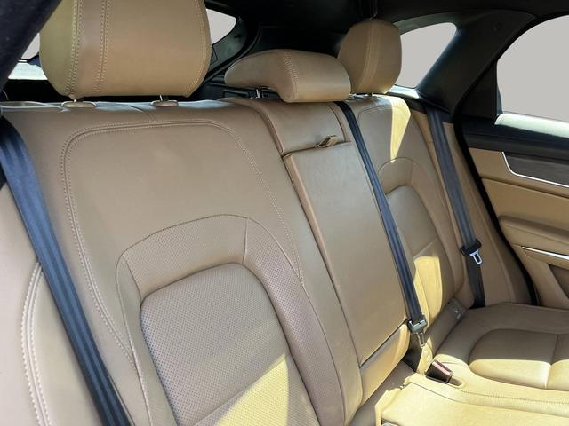 Photo of 2021 Narvik Black Jaguar F-PACE