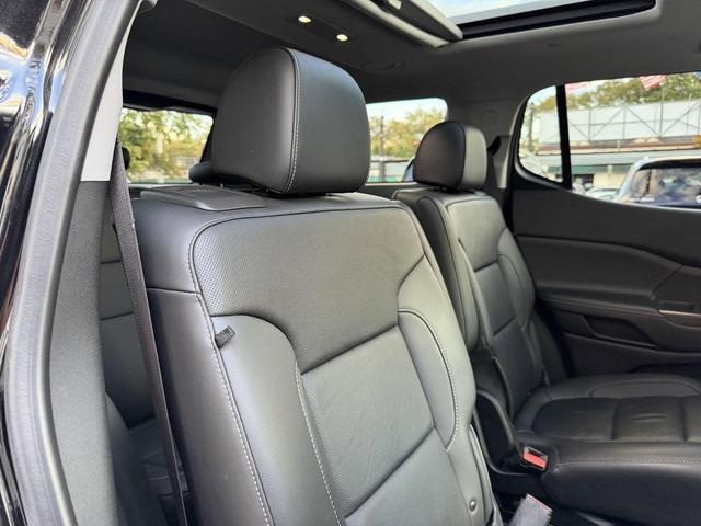 Photo of 2021 Ebony Twilight Metallic GMC Acadia