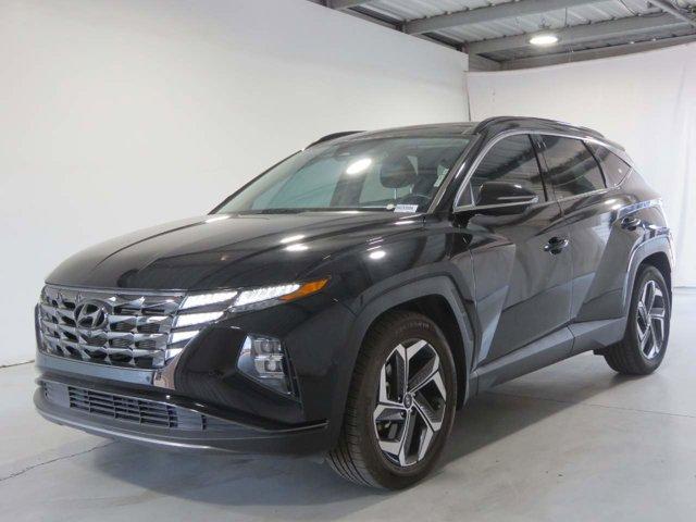 Photo of 2022 Black Hyundai TUCSON