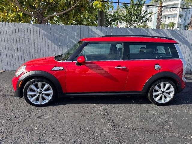 Photo of 2013 Red MINI Clubman