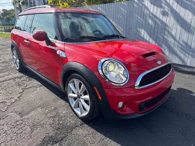 Photo of 2013 Red MINI Clubman