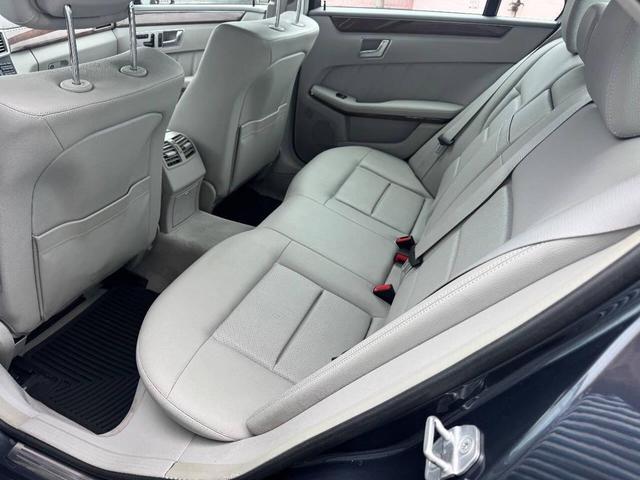 Photo of 2012 Blue Mercedes-Benz E-Class